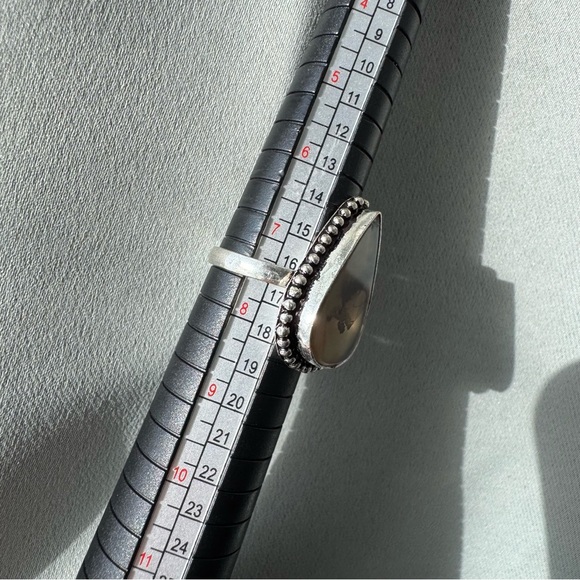 Dendritic agate teardrop silver ring - Picture 3 of 5